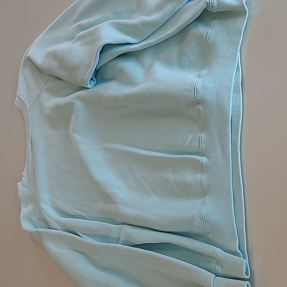 LIKE NEW VTG 90s Hanes Her Way Light Blue Crewneck Sweatshirt - Picture 9 of 10